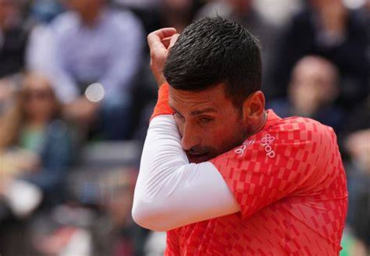 Does Djokovic have asthma?