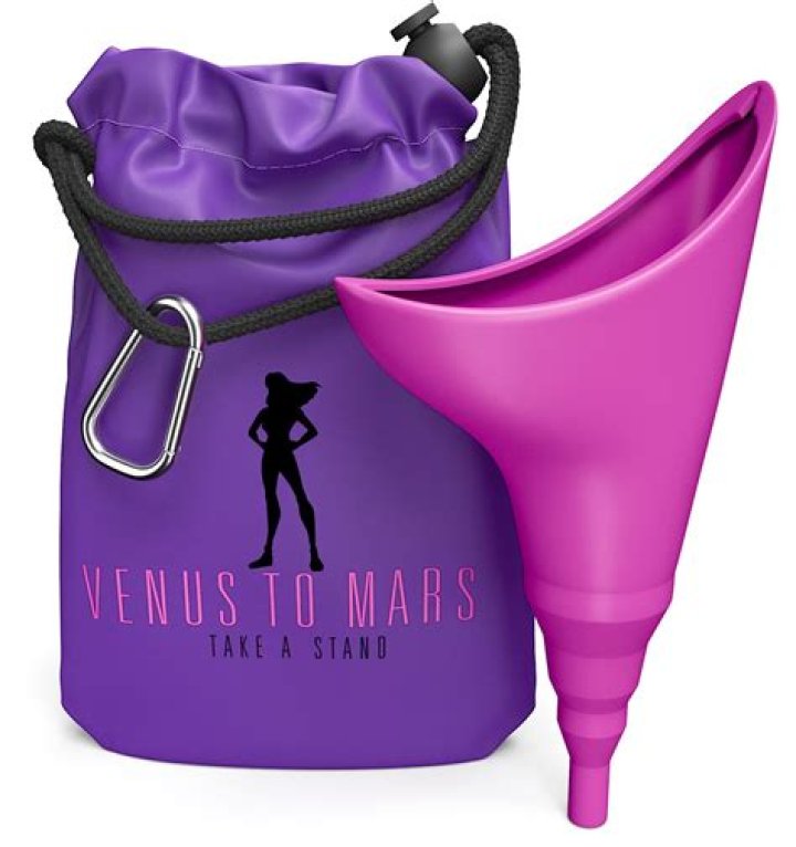 Is it possible for a girl to pee in a bottle?